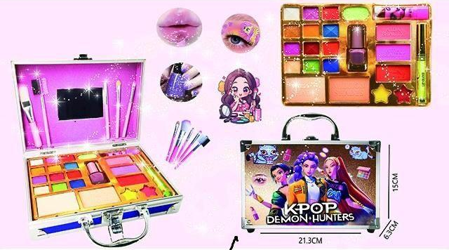29Pcs Realistic K-Pop Demon Hunter Makeup Suitcase