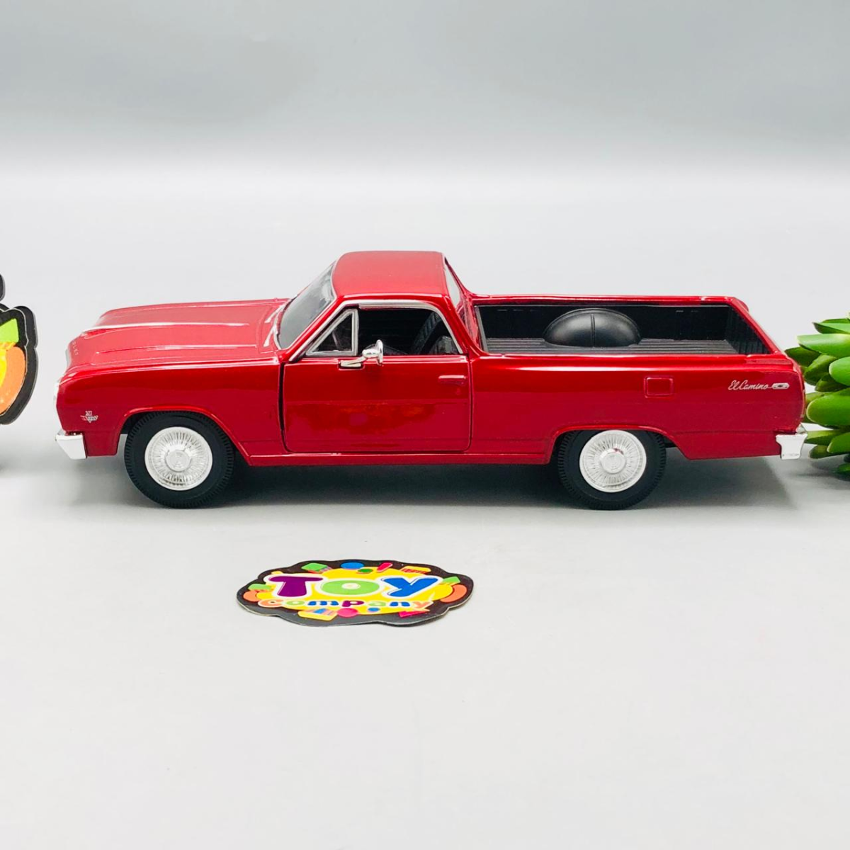 Maisto Diecast 1965 Classic Chevrolet EL Camino